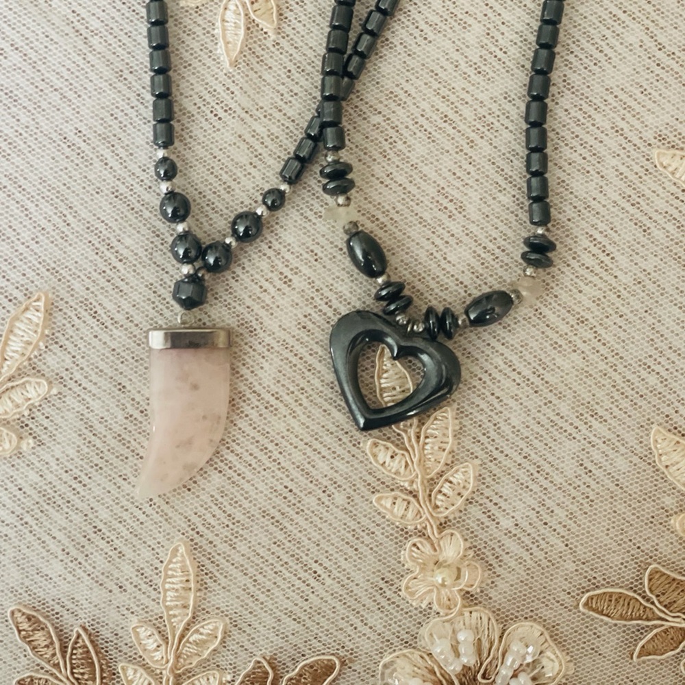 Black necklace set